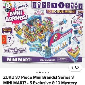 5 Surprise Mini Brands Series 3 Mini Mart Playset
